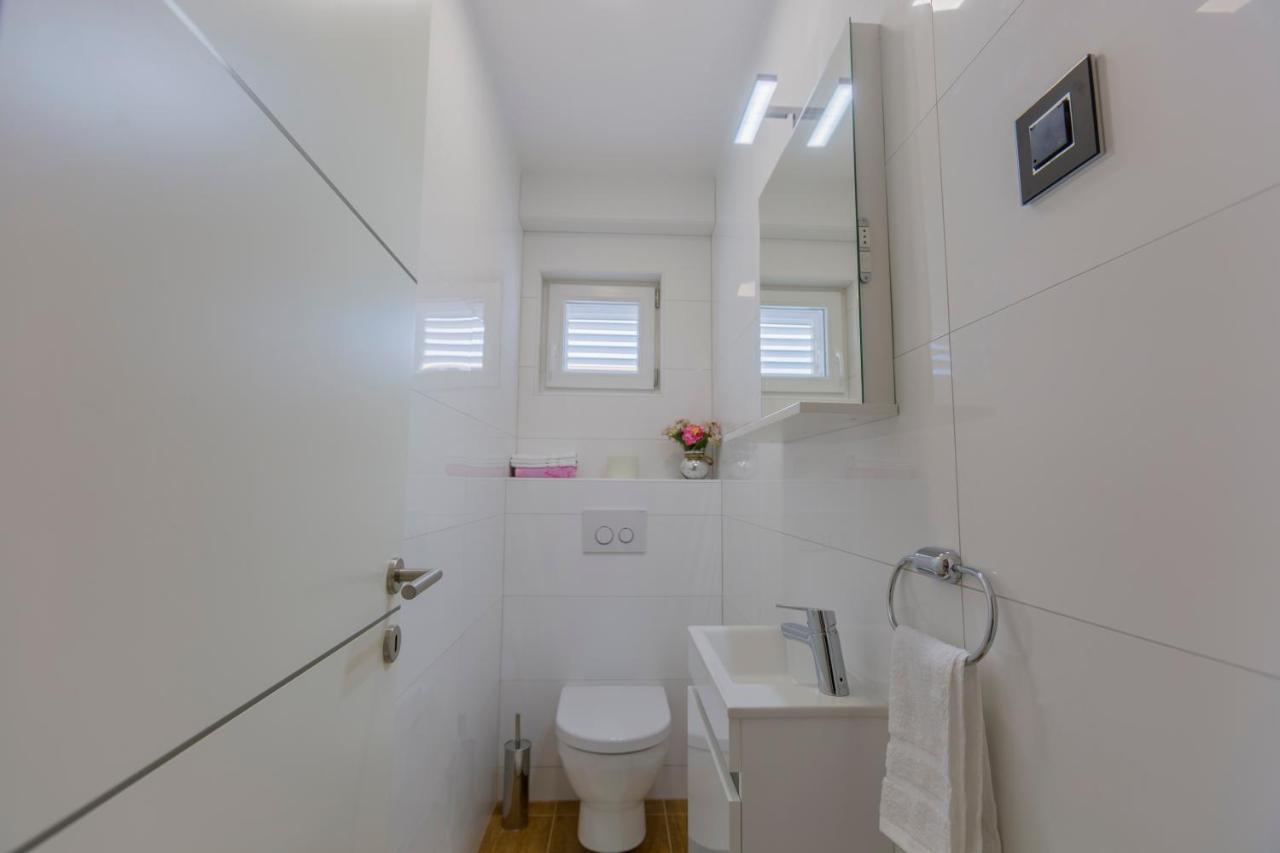 Apartment Paradise Makarska Buitenkant foto