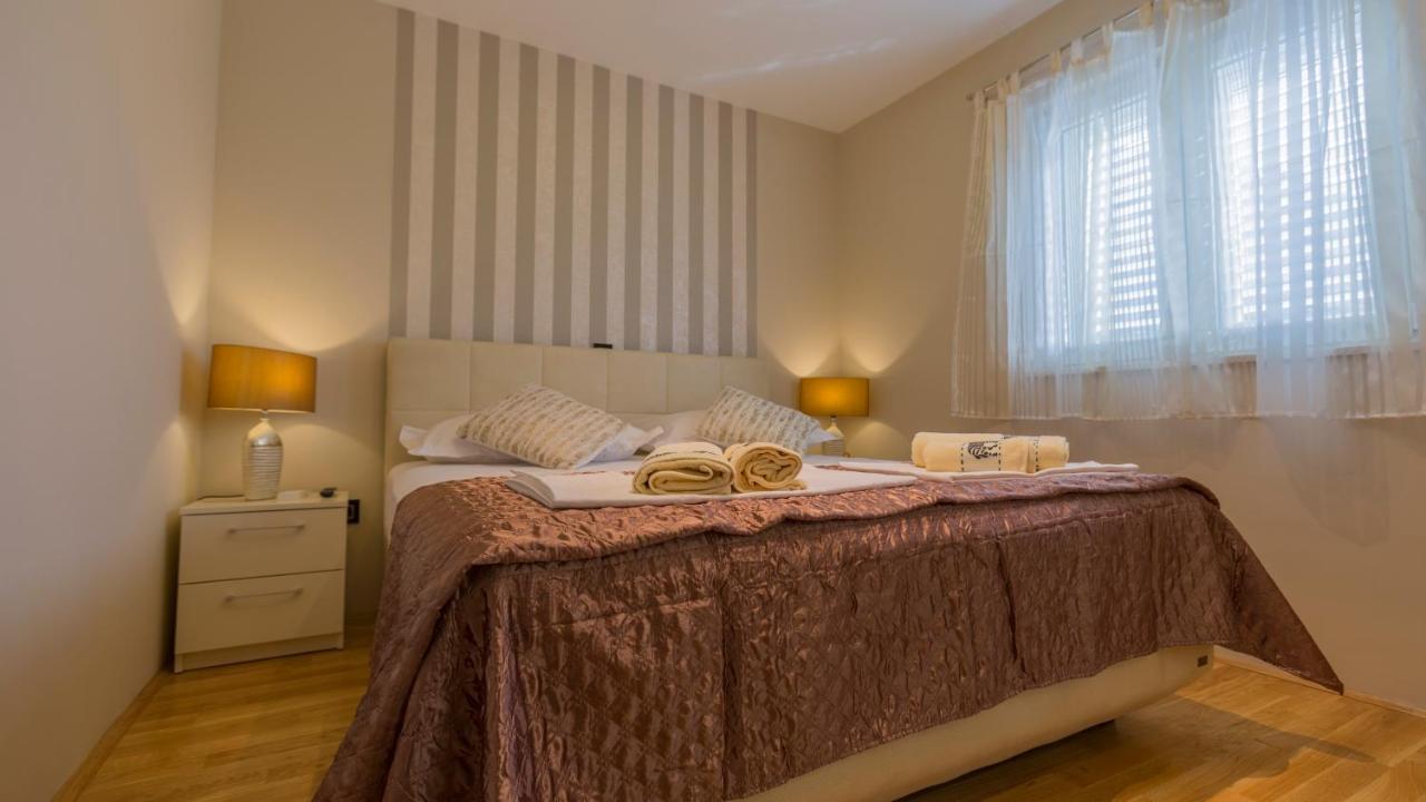 Apartment Paradise Makarska Buitenkant foto